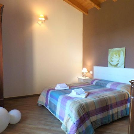 La Briciola Villa Lesa Ngoại thất bức ảnh